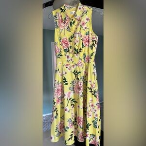 Eliza J sleeveless floral dress size 8